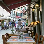 Taverna San Lio 3* ונציה
