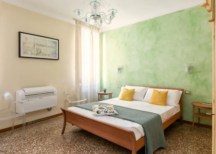 Taverna San Lio 3* Veneza