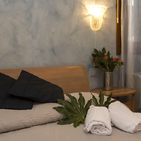 ゲストハウス Taverna San Lio 3*