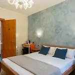 게스트하우스 Taverna San Lio 3*